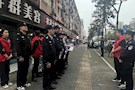 【武陵文明网】穿紫河街道开展出租房排查整治行动